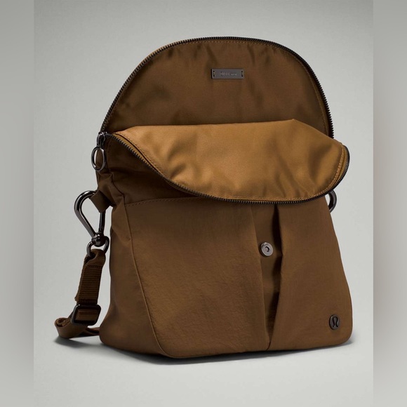 NWT Lululemon All Night Festival Bag 5L Burnt Caramel - Picture 10 of 10